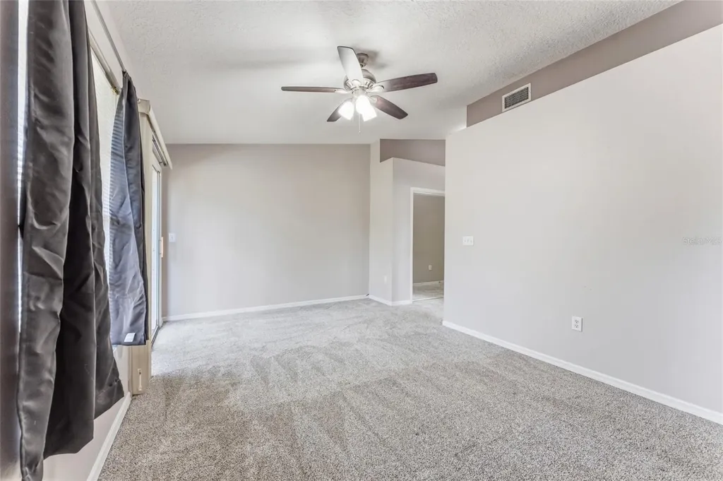 9044 Lake Place Lane Tampa FL 33634
