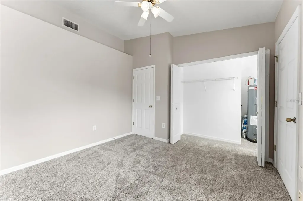9044 Lake Place Lane Tampa FL 33634