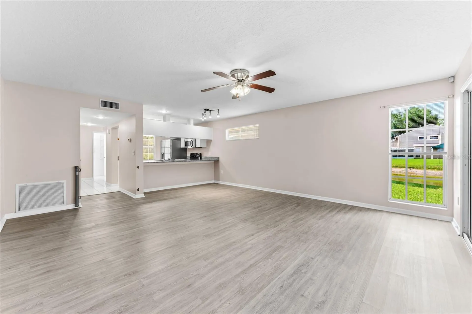 9044 Lake Place Lane Tampa FL 33634