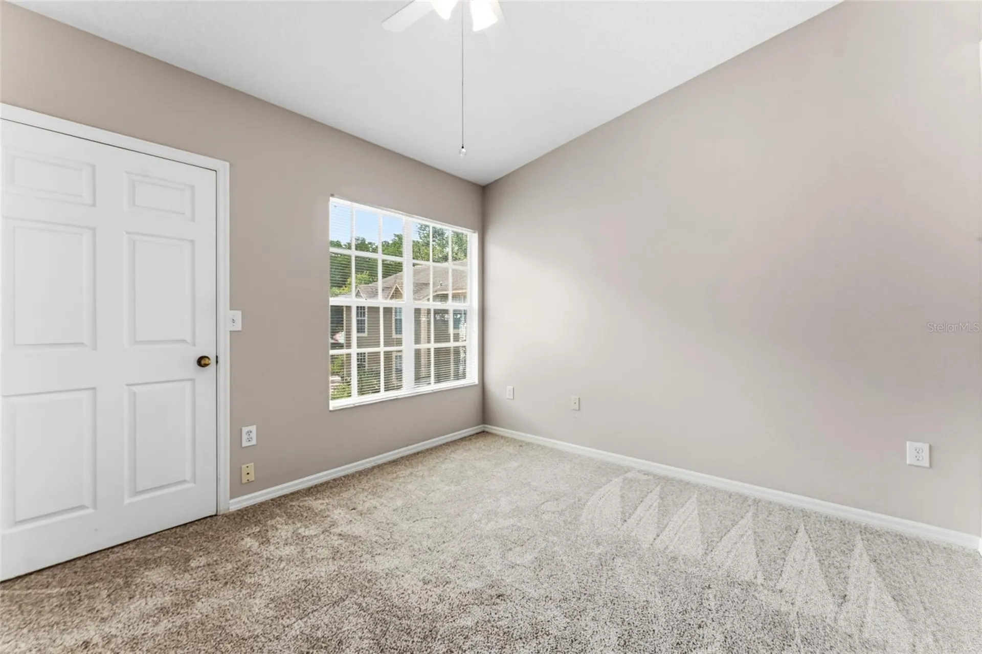 9044 Lake Place Lane Tampa FL 33634