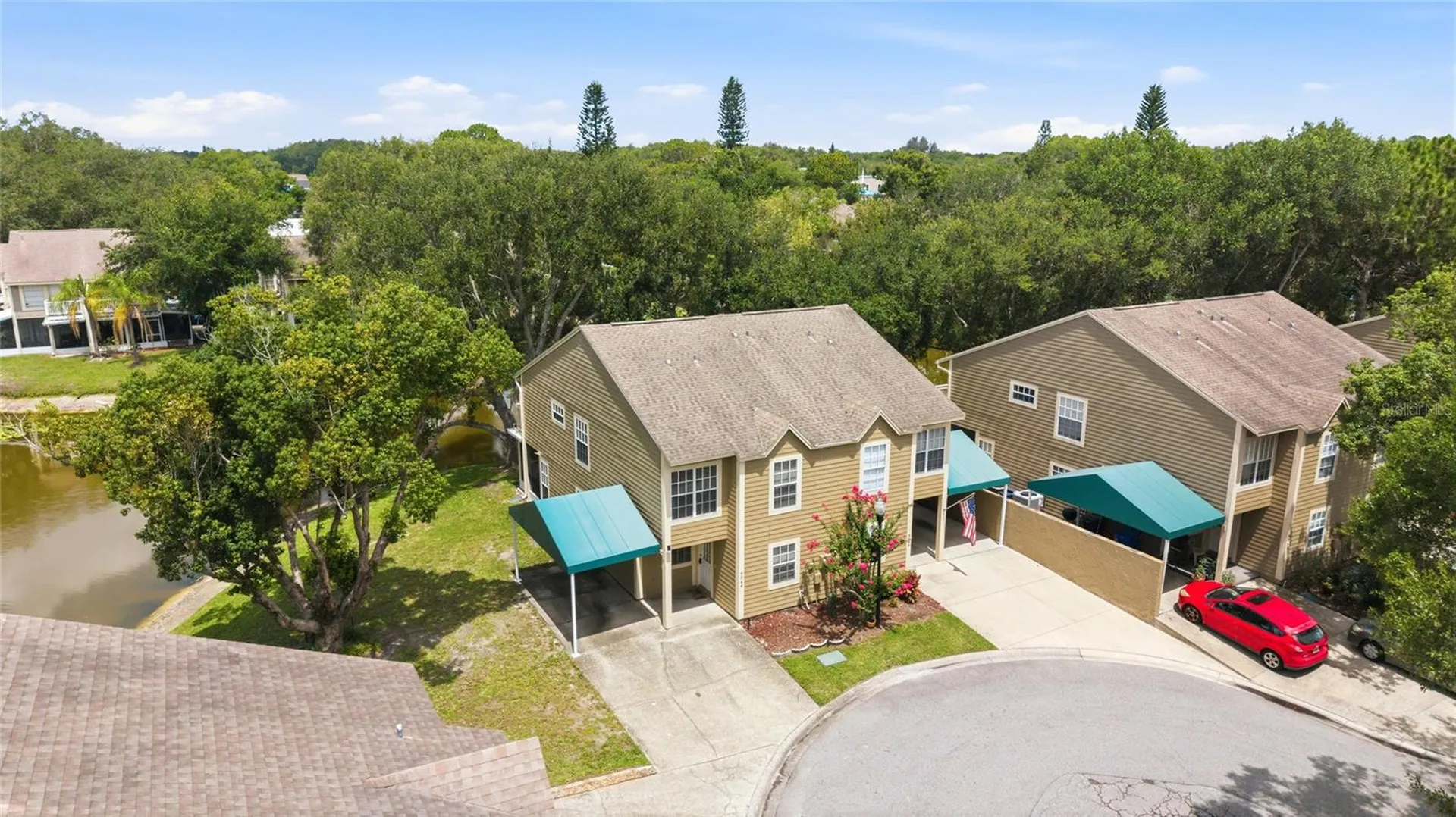 9044 Lake Place Lane Tampa FL 33634