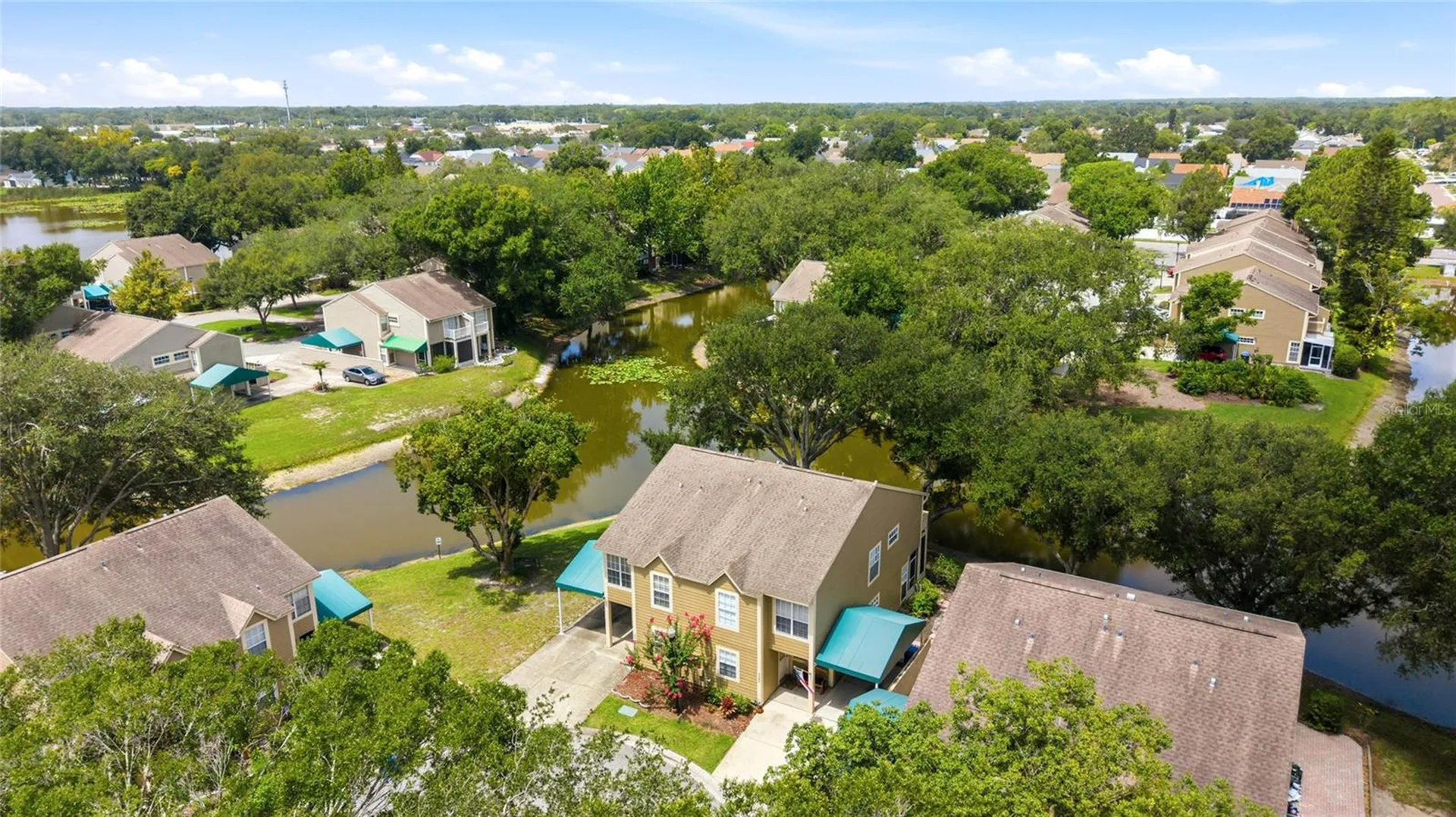 9044 Lake Place Lane Tampa FL 33634