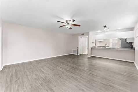 9044 Lake Place Lane Tampa FL 33634