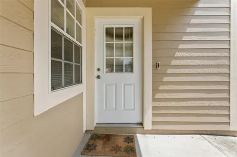 9044 Lake Place Lane Tampa FL 33634