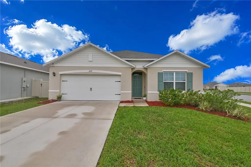 1679 Aurora Ridge Drive Zellwood FL 32798