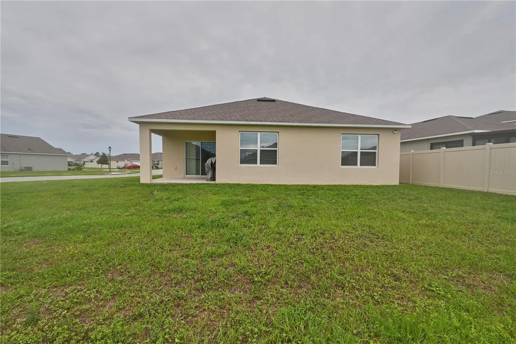 1679 Aurora Ridge Drive Zellwood FL 32798