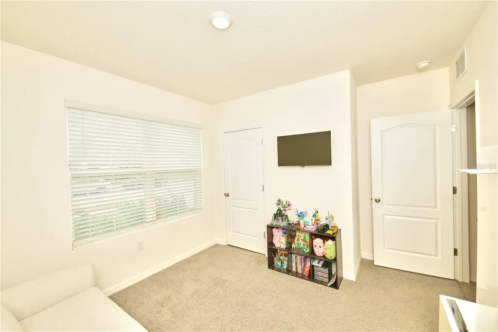 1679 Aurora Ridge Drive Zellwood FL 32798