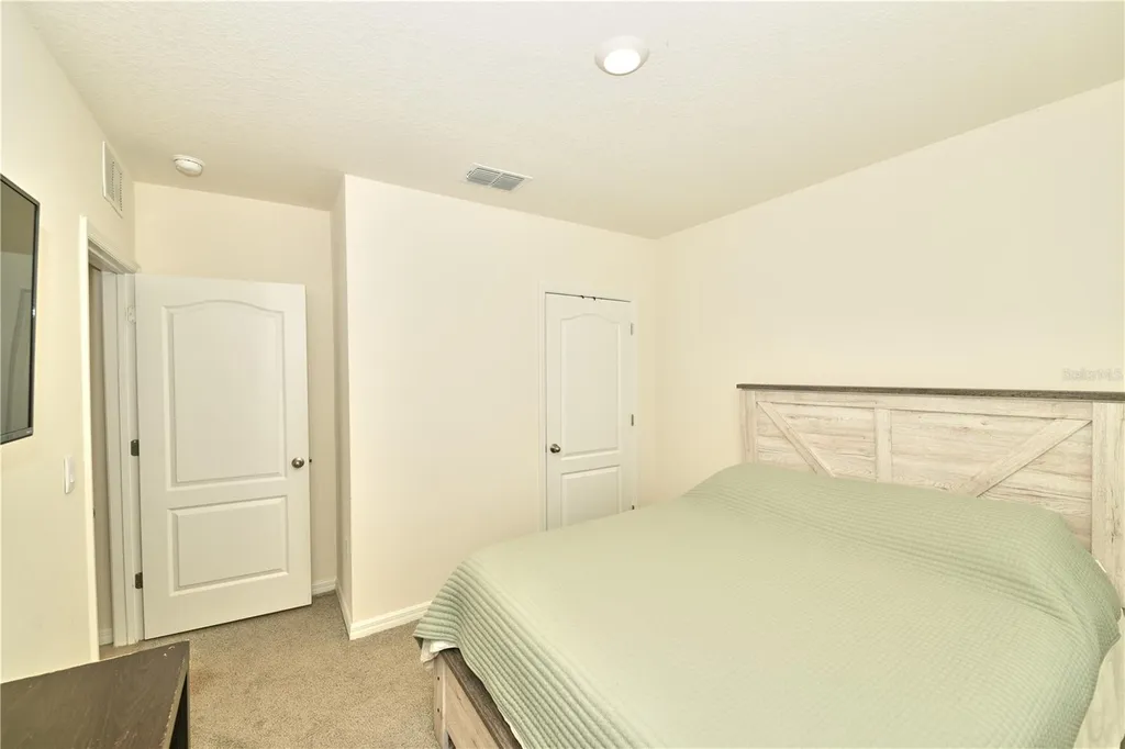 1679 Aurora Ridge Drive Zellwood FL 32798