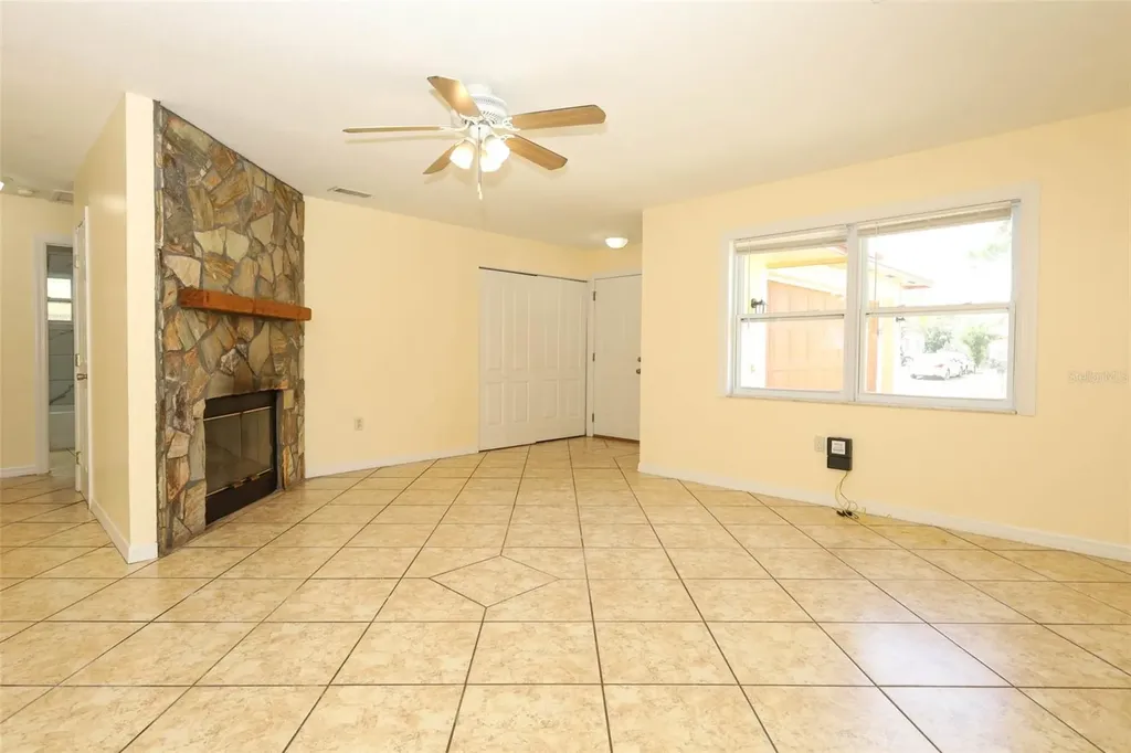 586 Tulane Drive Altamonte Springs FL 32714