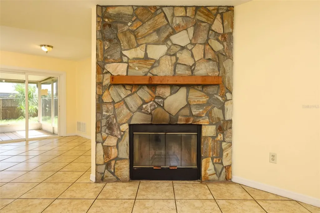 586 Tulane Drive Altamonte Springs FL 32714