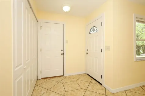 586 Tulane Drive Altamonte Springs FL 32714