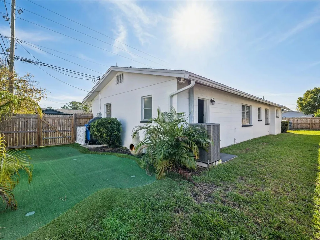 2000 57th Street N St Petersburg FL 33710