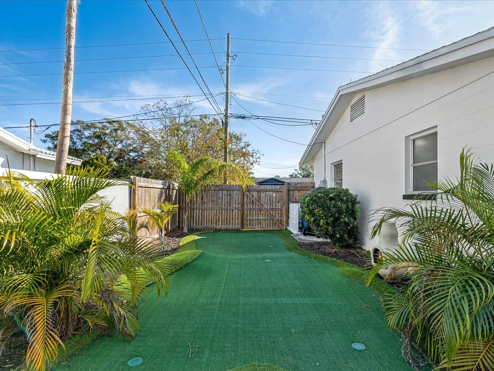2000 57th Street N St Petersburg FL 33710