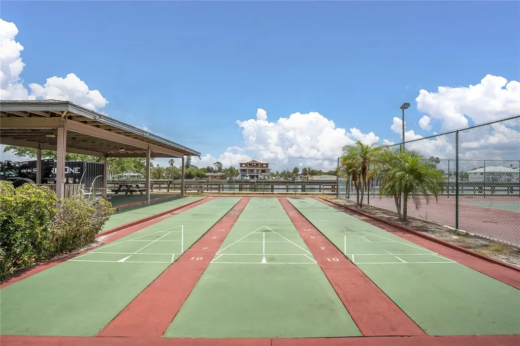 7600 Bayshore Drive Treasure Island FL 33706