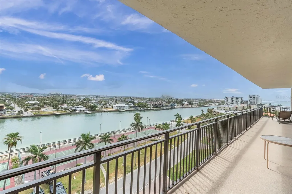 7600 Bayshore Drive Treasure Island FL 33706