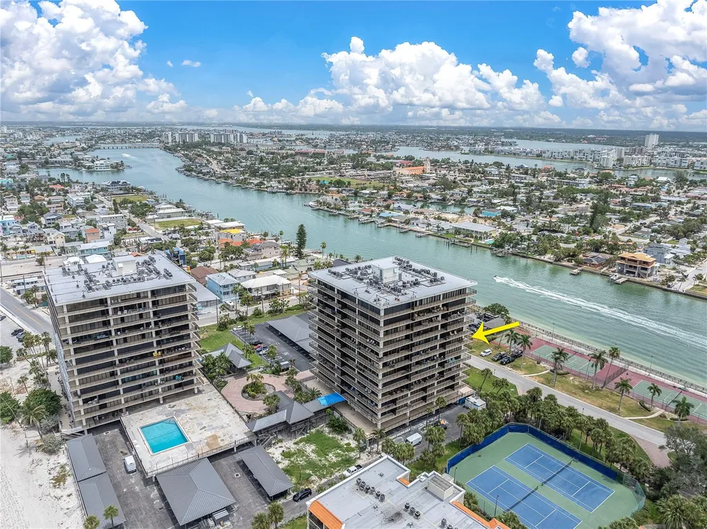 7600 Bayshore Drive Treasure Island FL 33706