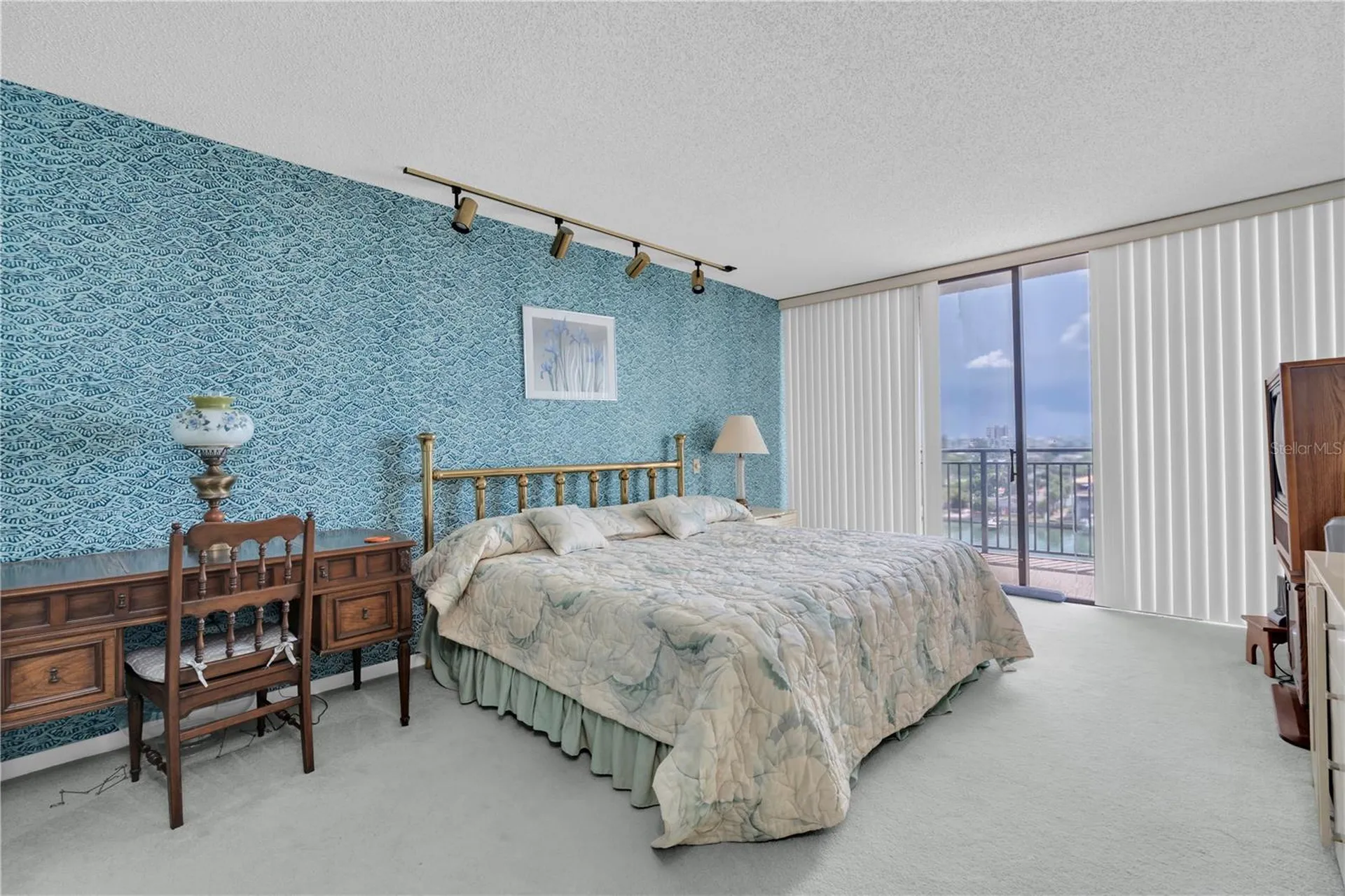 7600 Bayshore Drive Treasure Island FL 33706