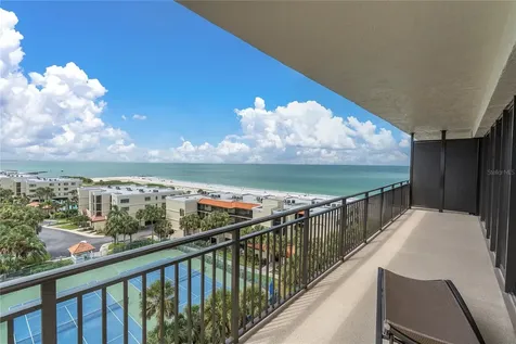 7600 Bayshore Drive Treasure Island FL 33706