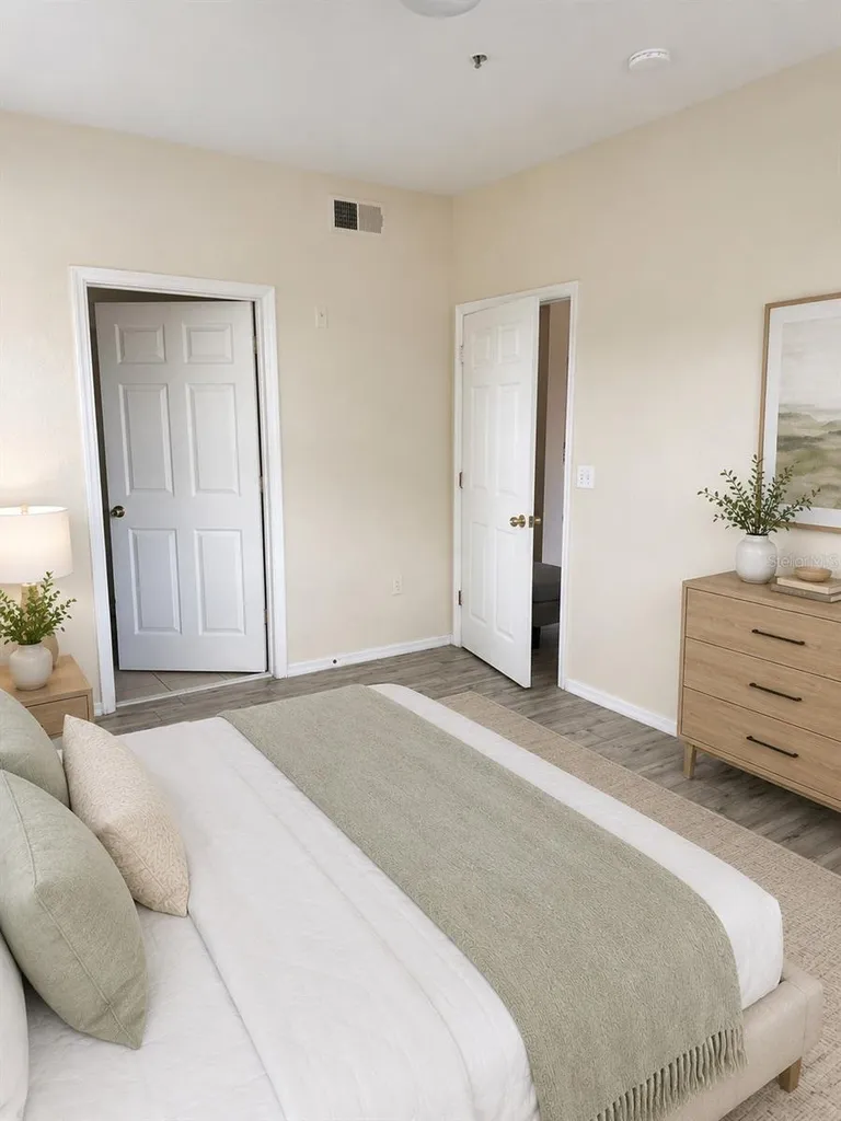 3280 Soho Street Orlando FL 32835