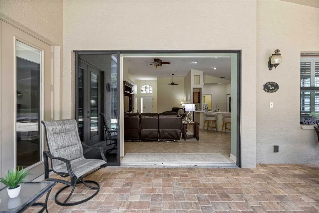 155 W Doerr Path Hernando FL 34442