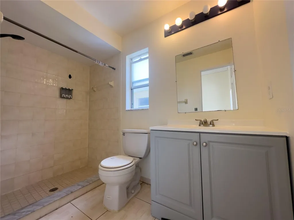 8778 Foley Drive Orlando FL 32825