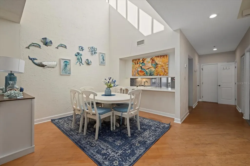 1928 Harbourside Drive Longboat Key FL 34228