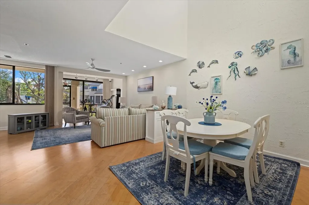 1928 Harbourside Drive Longboat Key FL 34228