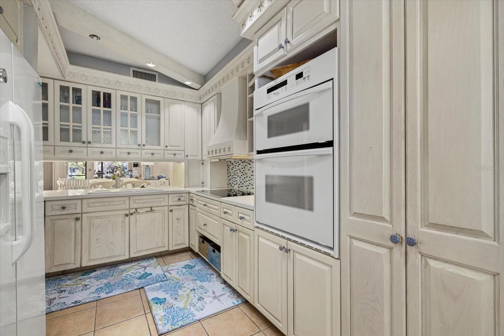 1928 Harbourside Drive Longboat Key FL 34228