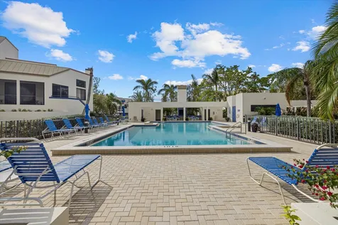 1928 Harbourside Drive Longboat Key FL 34228