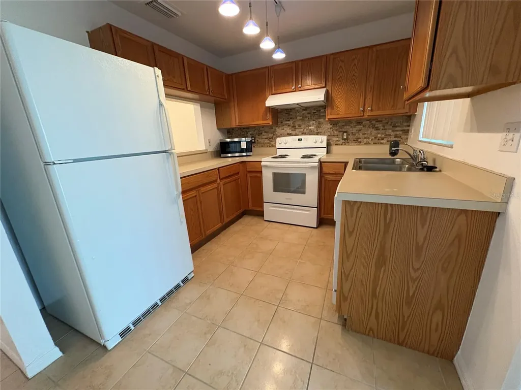 1324 Kelridge Place Brandon FL 33511