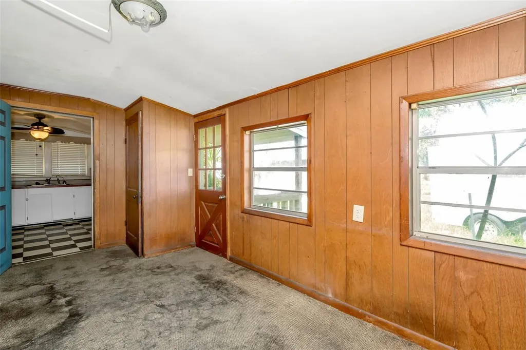 3232 Moores Lake Road Dover FL 33527