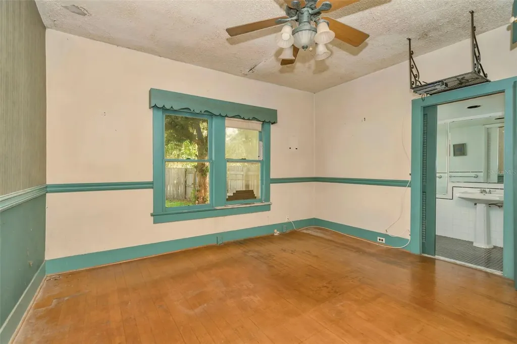 3232 Moores Lake Road Dover FL 33527