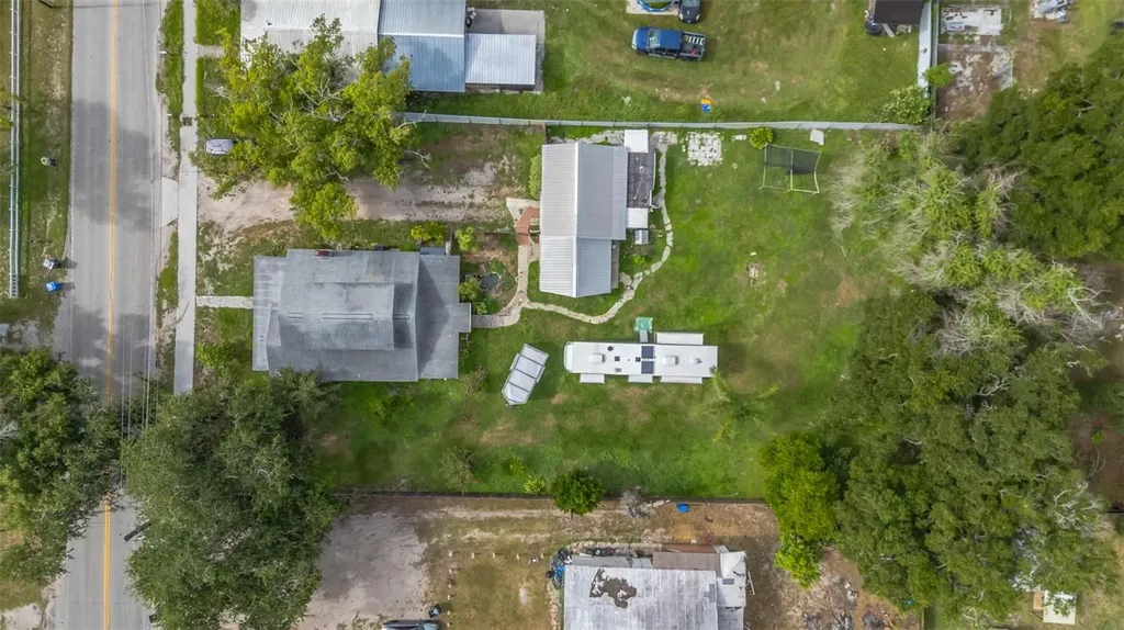 3232 Moores Lake Road Dover FL 33527