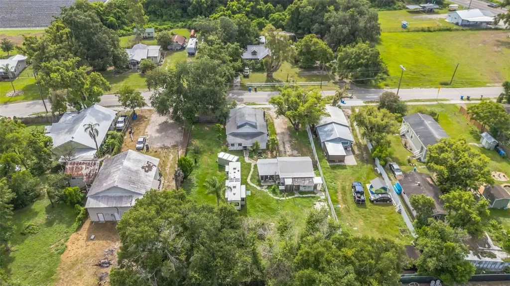 3232 Moores Lake Road Dover FL 33527