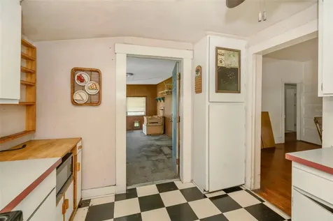 3232 Moores Lake Road Dover FL 33527