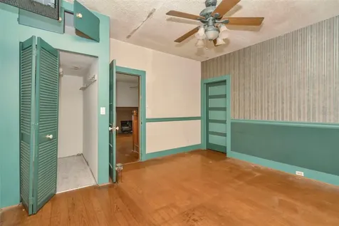 3232 Moores Lake Road Dover FL 33527