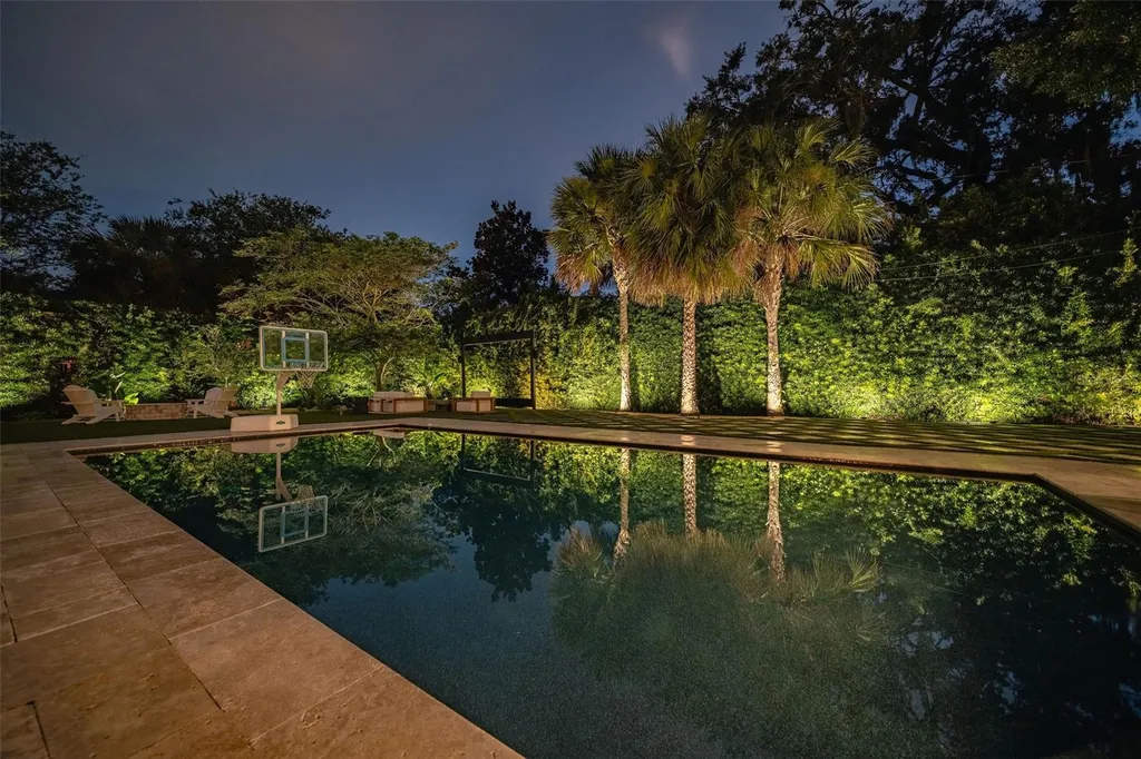 906 Alhambra Court Orlando FL 32804