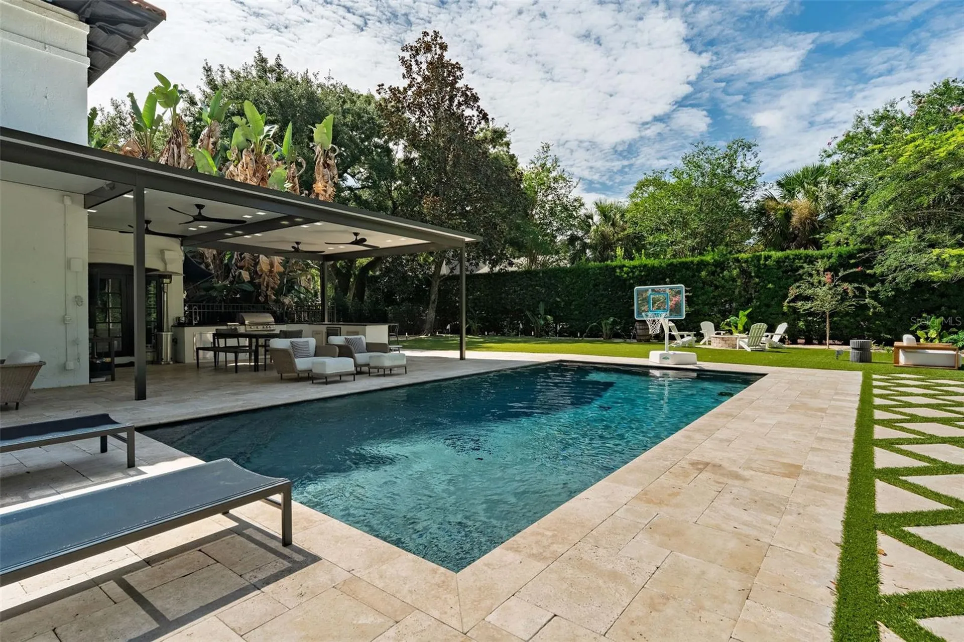 906 Alhambra Court Orlando FL 32804
