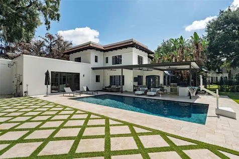 906 Alhambra Court Orlando FL 32804