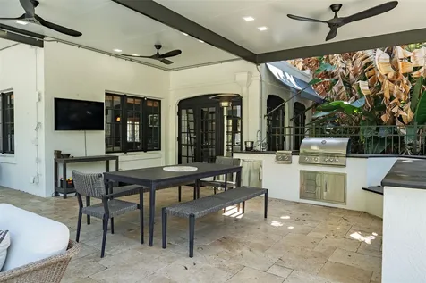 906 Alhambra Court Orlando FL 32804