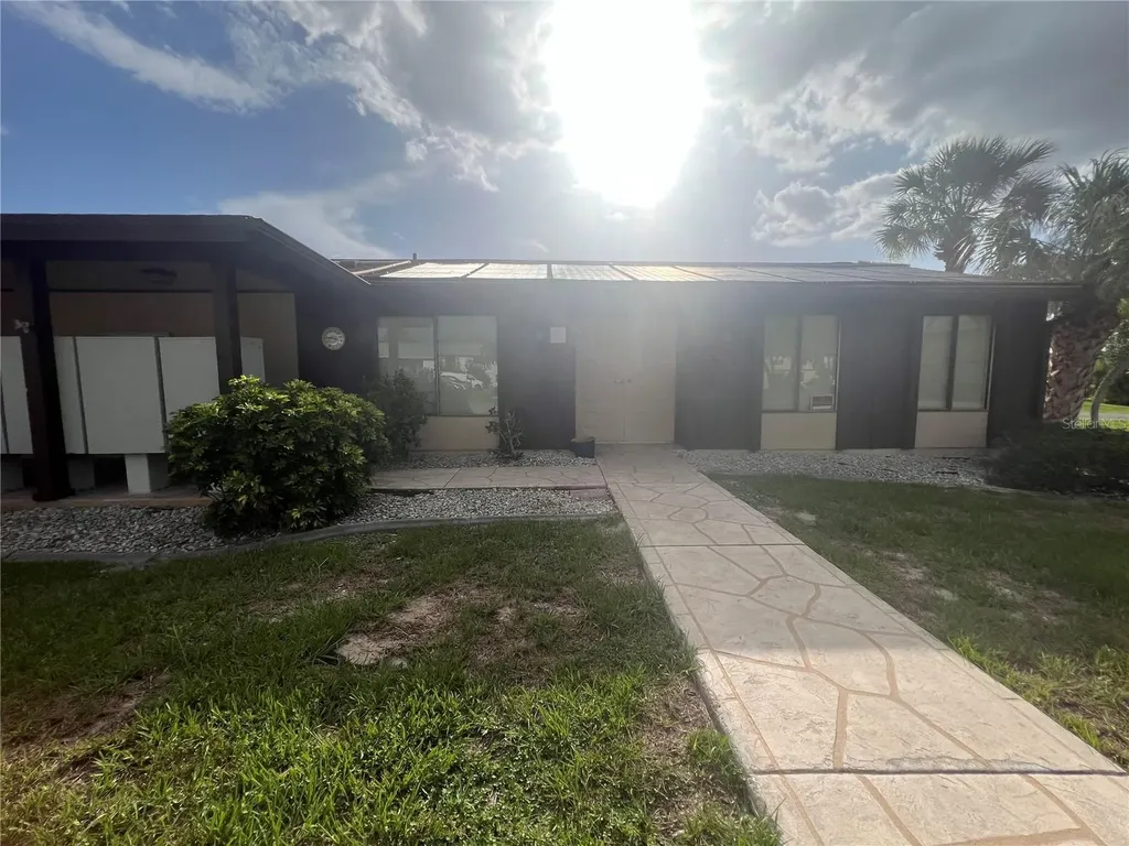 4022 Beaver Ln NE Port Charlotte FL 33952