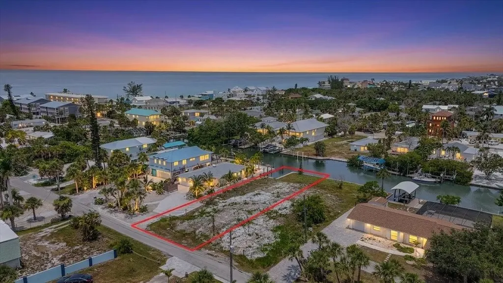 180 Mockingbird Lane Englewood FL 34223