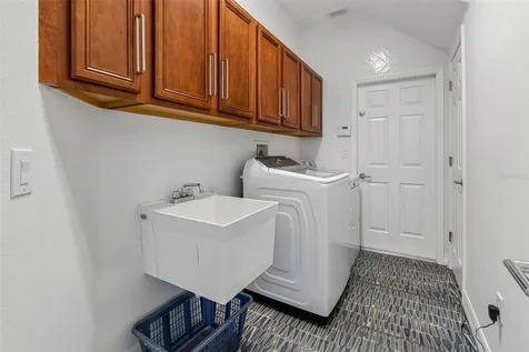 5304 Clouds Peak Drive Lutz FL 33558