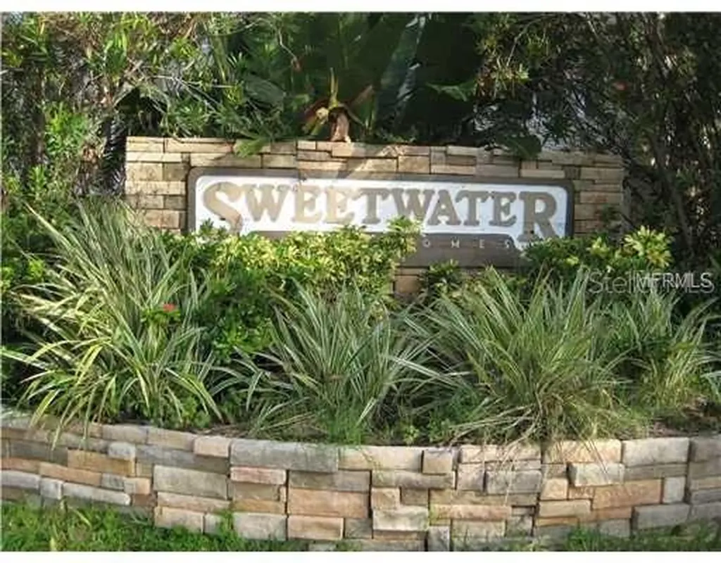 5453 Sweetwater Terrace Circle Tampa FL 33634