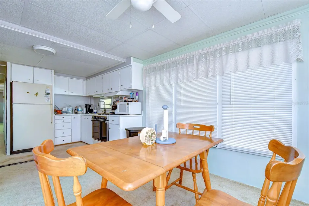 37344 Hammond Drive Zephyrhills FL 33541
