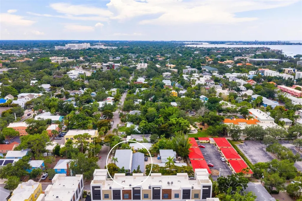 308 Ohio Place Sarasota FL 34236