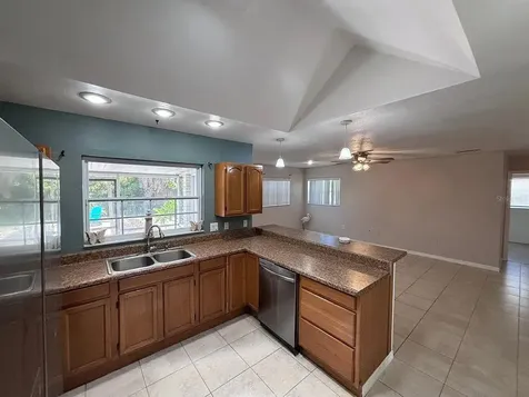 7811 18th Avenue NW Bradenton FL 34209