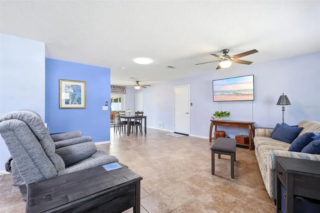 411 S Brooks Avenue Deland FL 32720