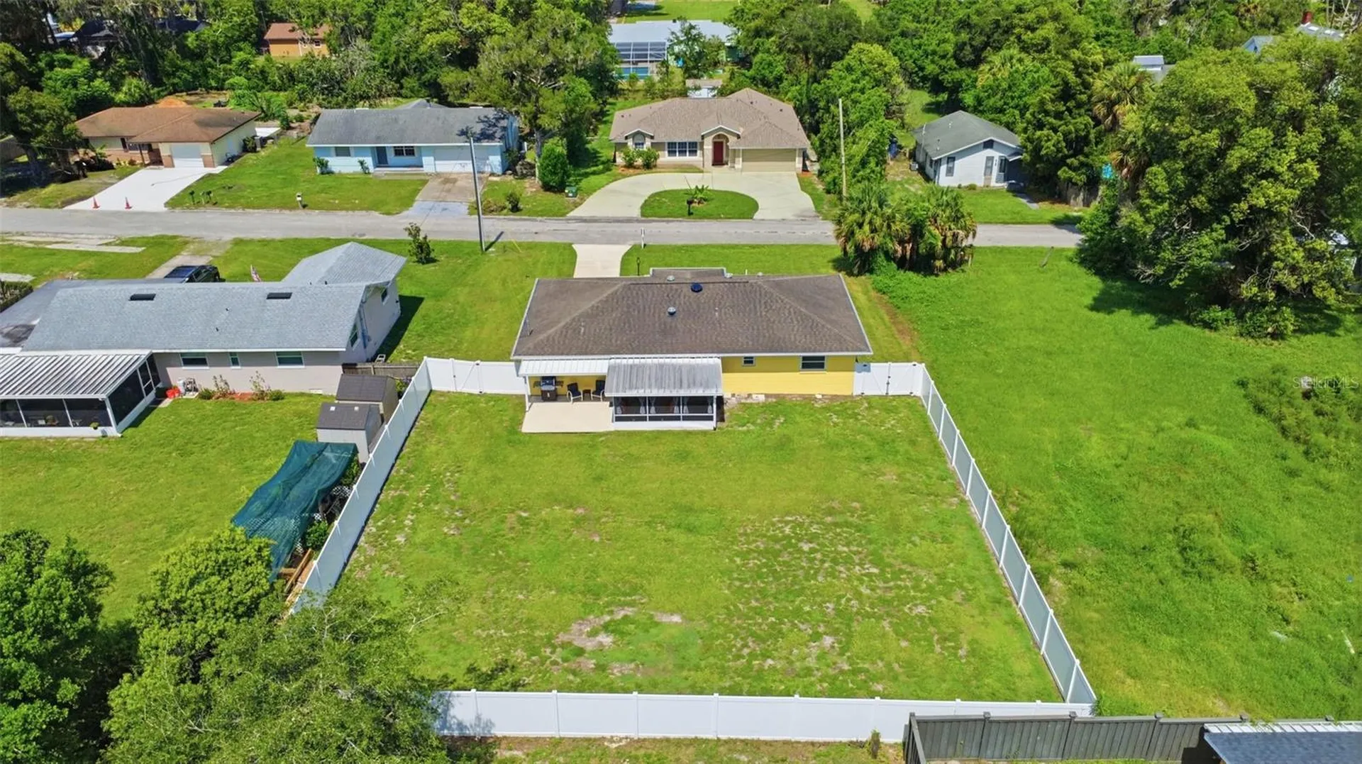 411 S Brooks Avenue Deland FL 32720
