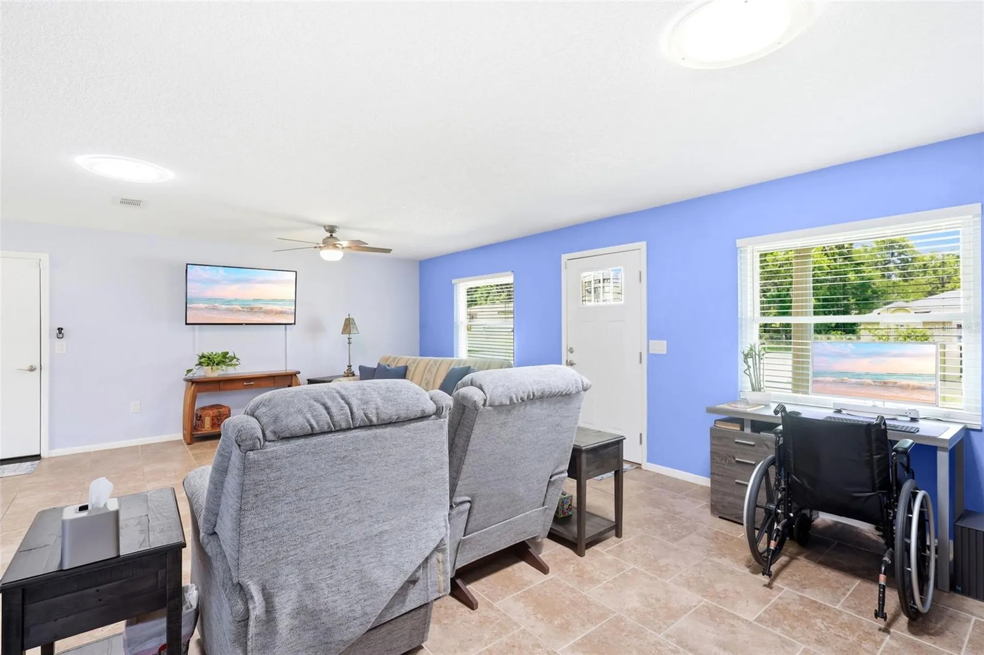 411 S Brooks Avenue Deland FL 32720